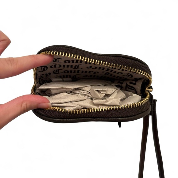 NWT Juicy Couture Royal Couture Heart Ziparound - Picture 4 of 4